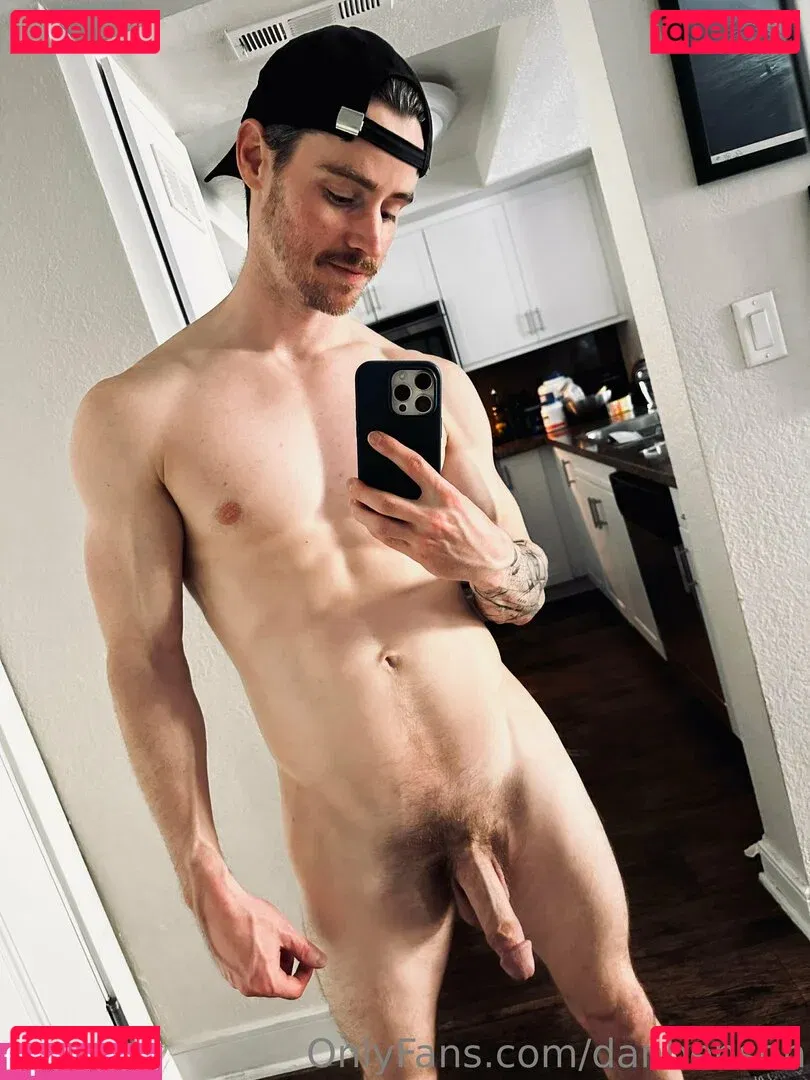 danbenson Onlyfans Photo Gallery 
