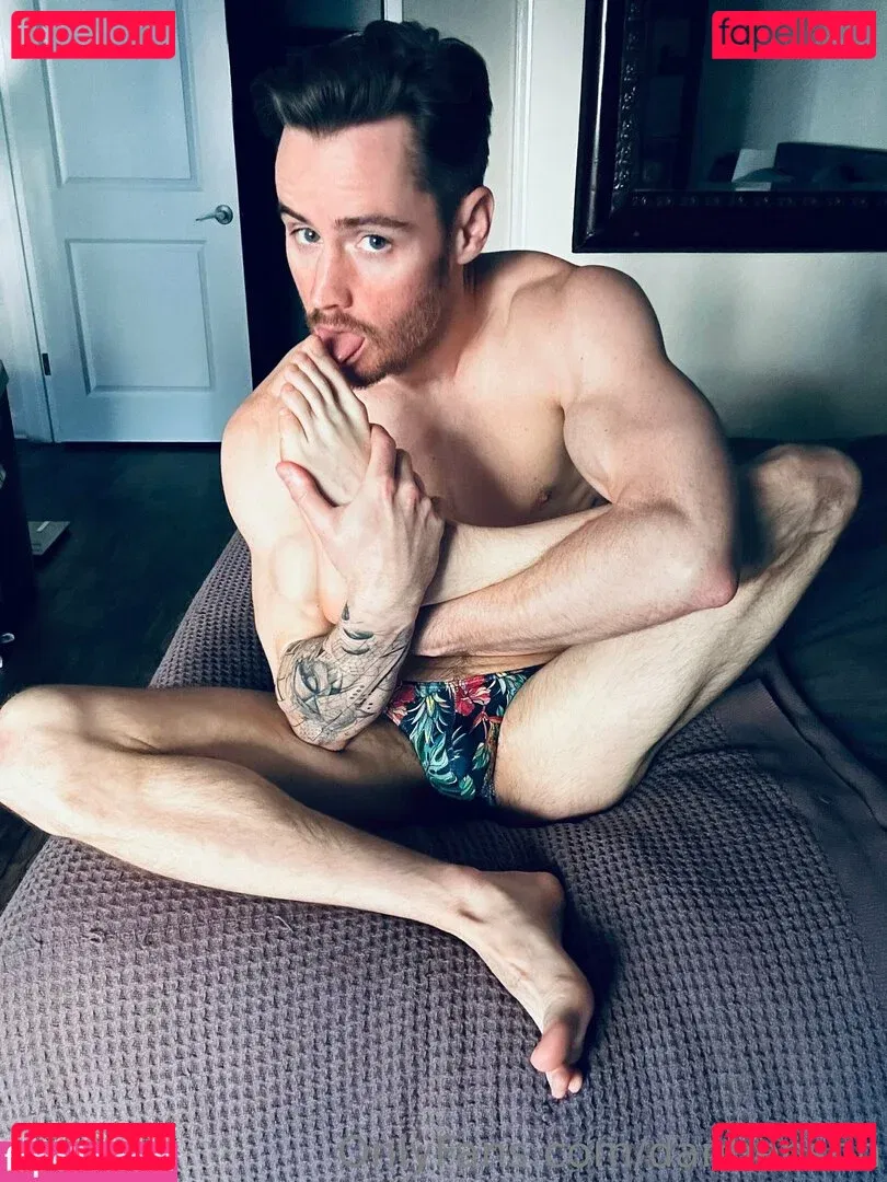danbenson Onlyfans Photo Gallery 