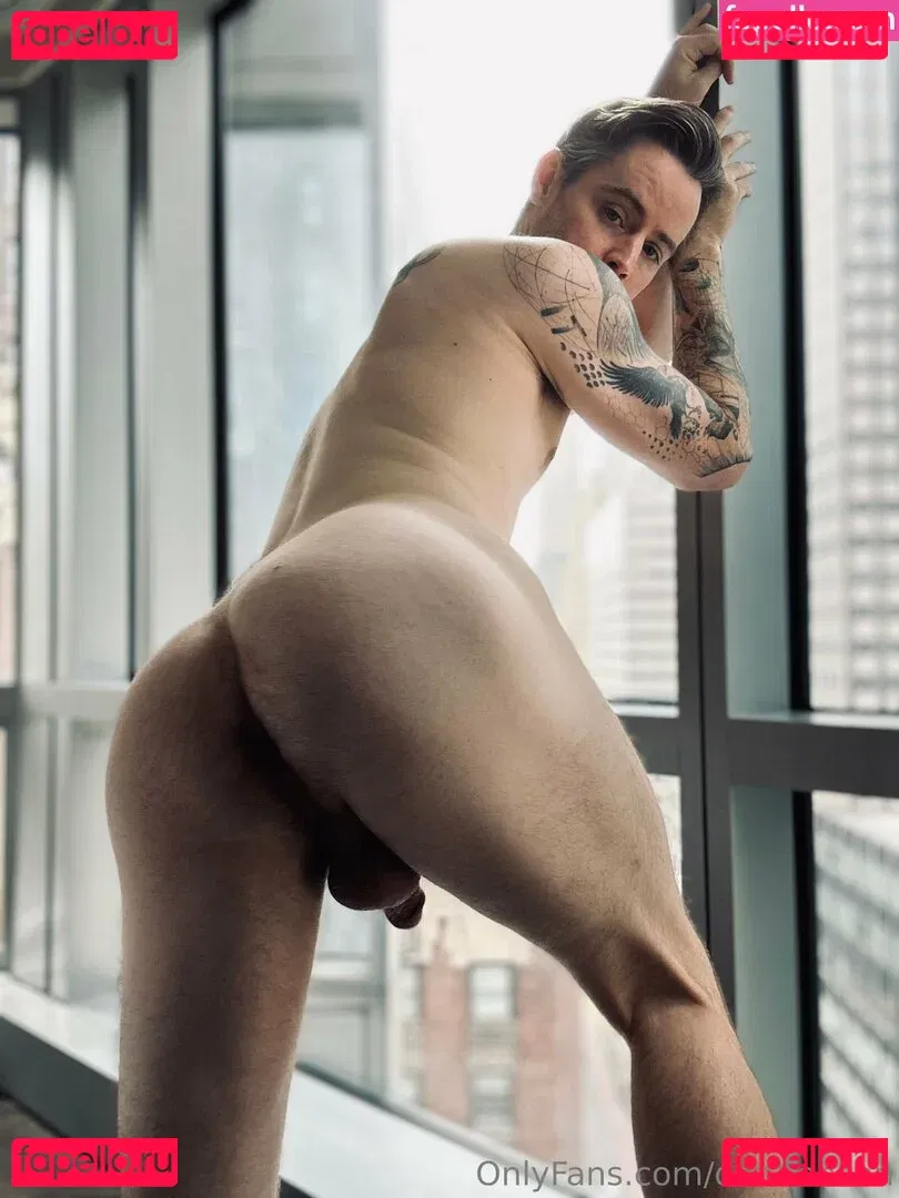 danbenson Onlyfans Photo Gallery 