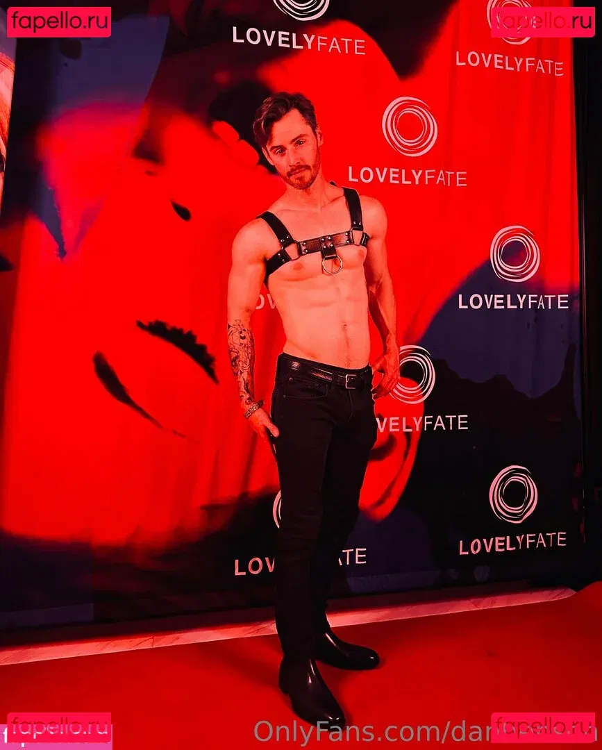 danbenson Onlyfans Photo Gallery 