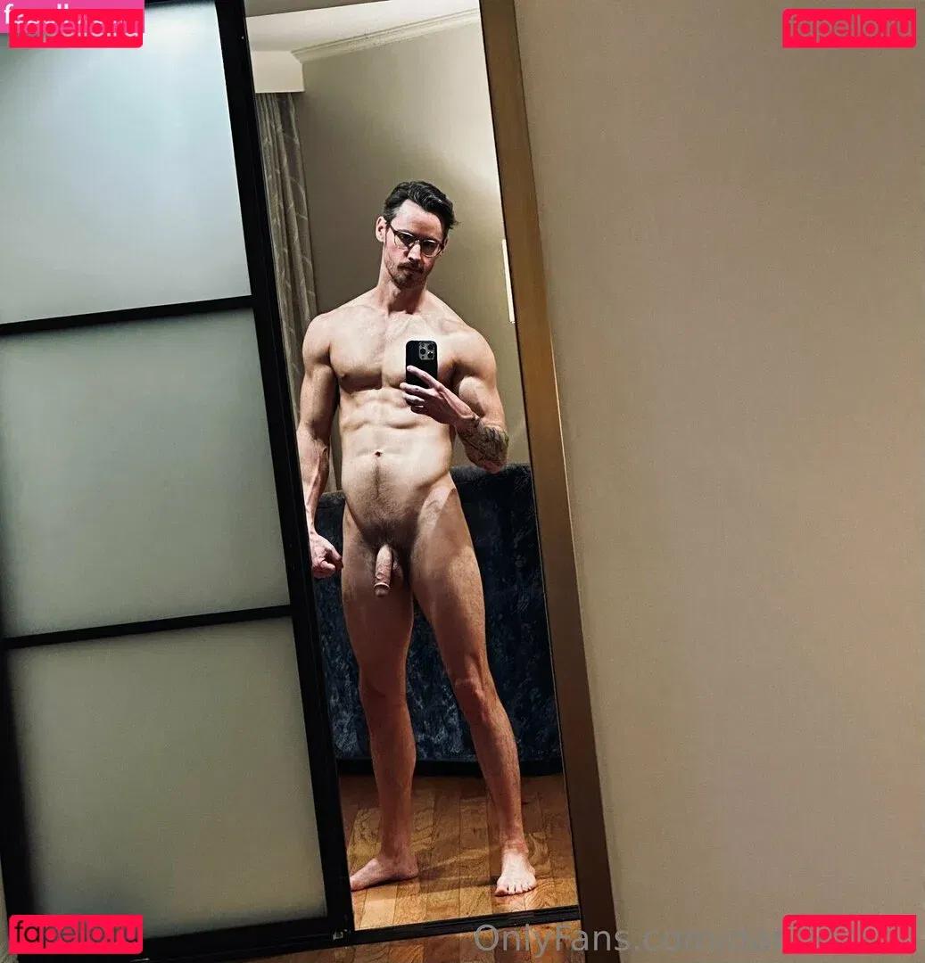 danbenson Onlyfans Photo Gallery 