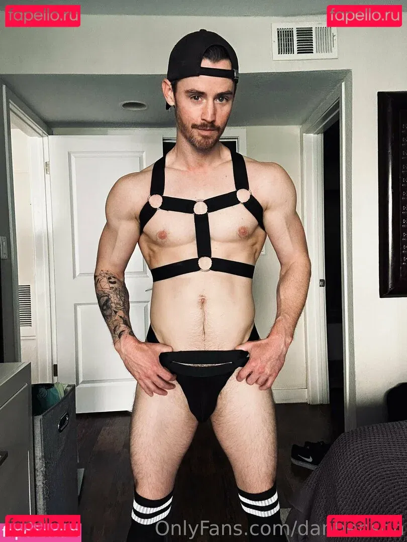 danbenson Onlyfans Photo Gallery 