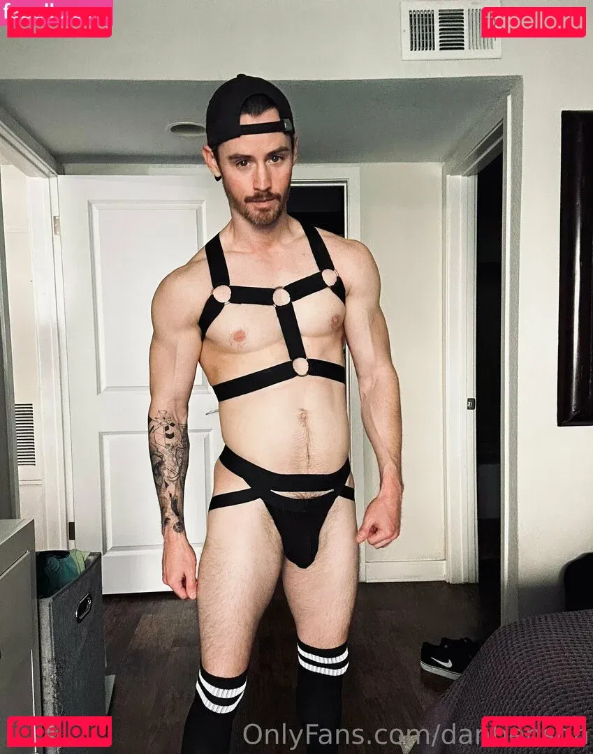 danbenson Onlyfans Photo Gallery 