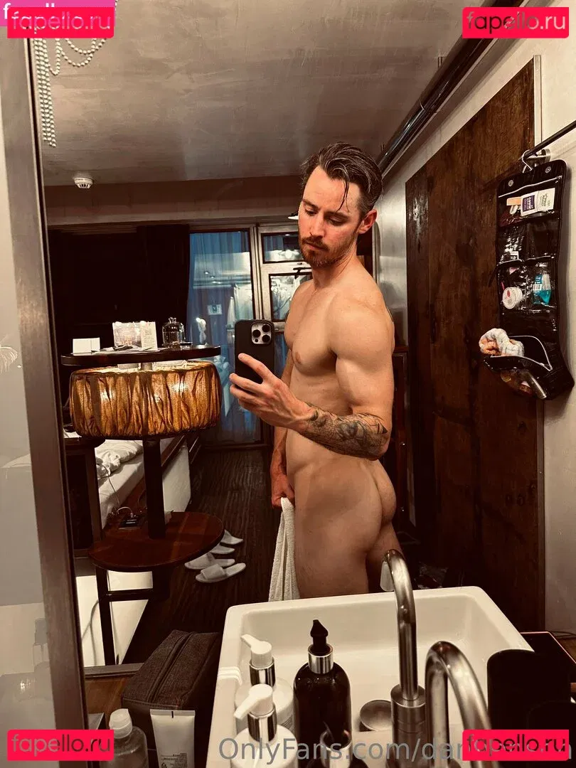 danbenson Onlyfans Photo Gallery 