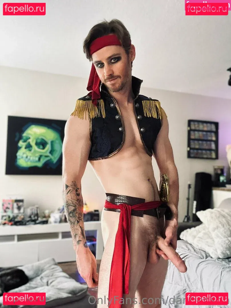 danbenson Onlyfans Photo Gallery 