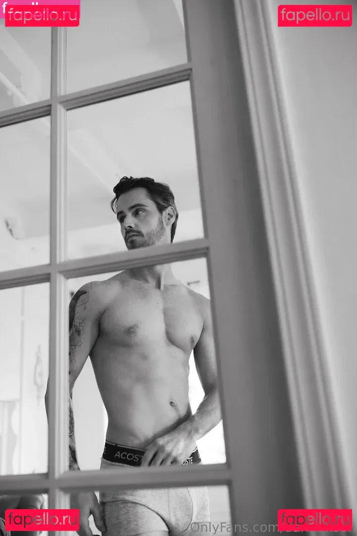 danbenson Onlyfans Photo Gallery 