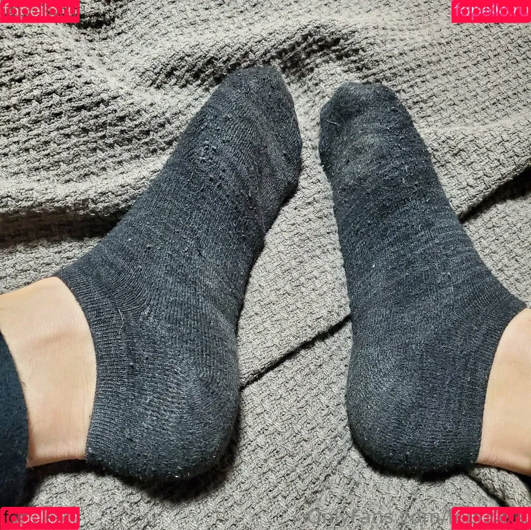 feetbeth Onlyfans Photo Gallery 
