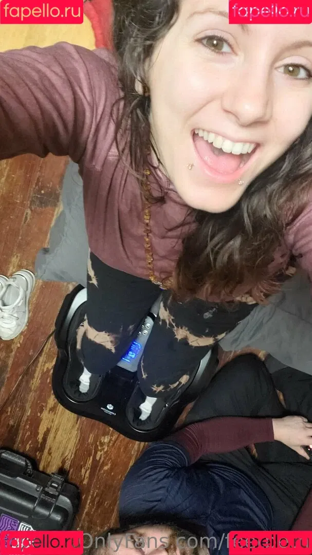 feetbeth Onlyfans Photo Gallery 