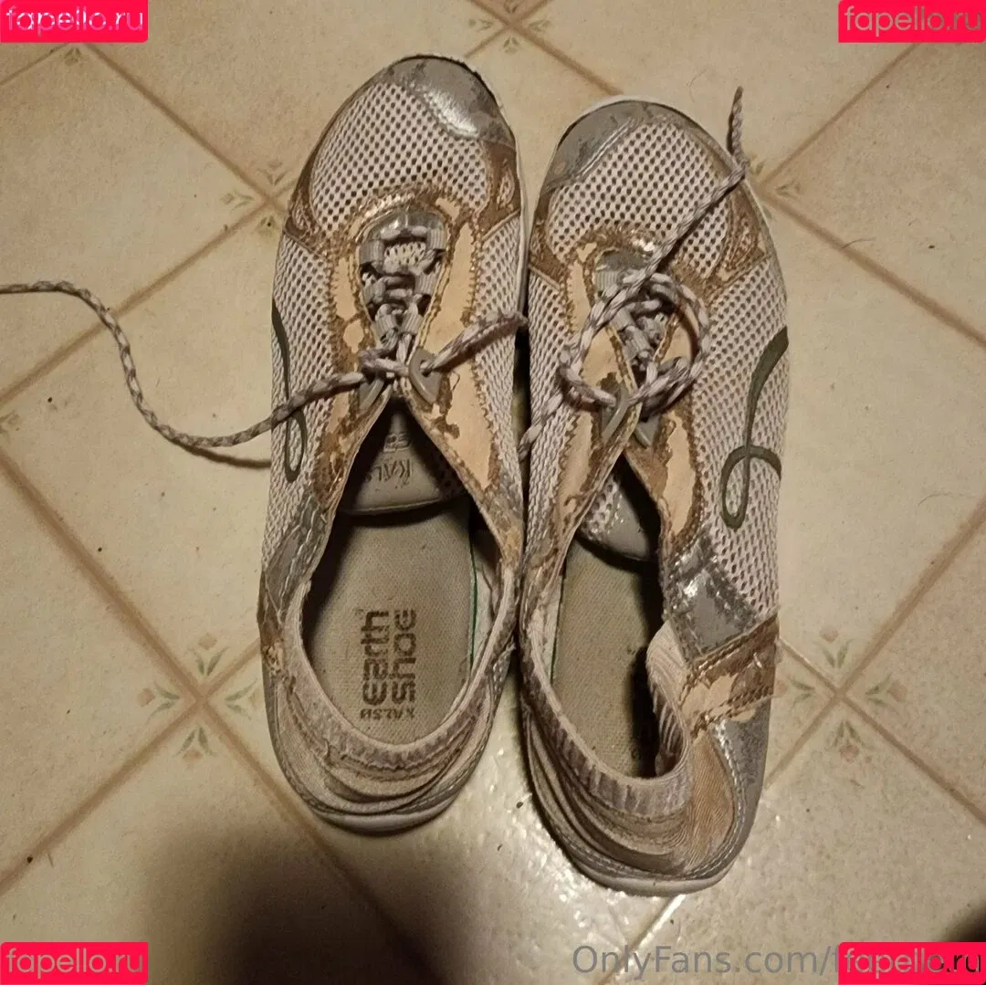 feetbeth Onlyfans Photo Gallery 