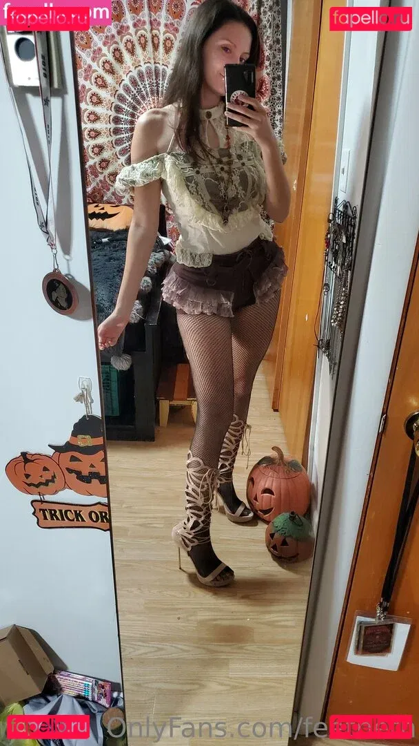 feetbeth Onlyfans Photo Gallery 