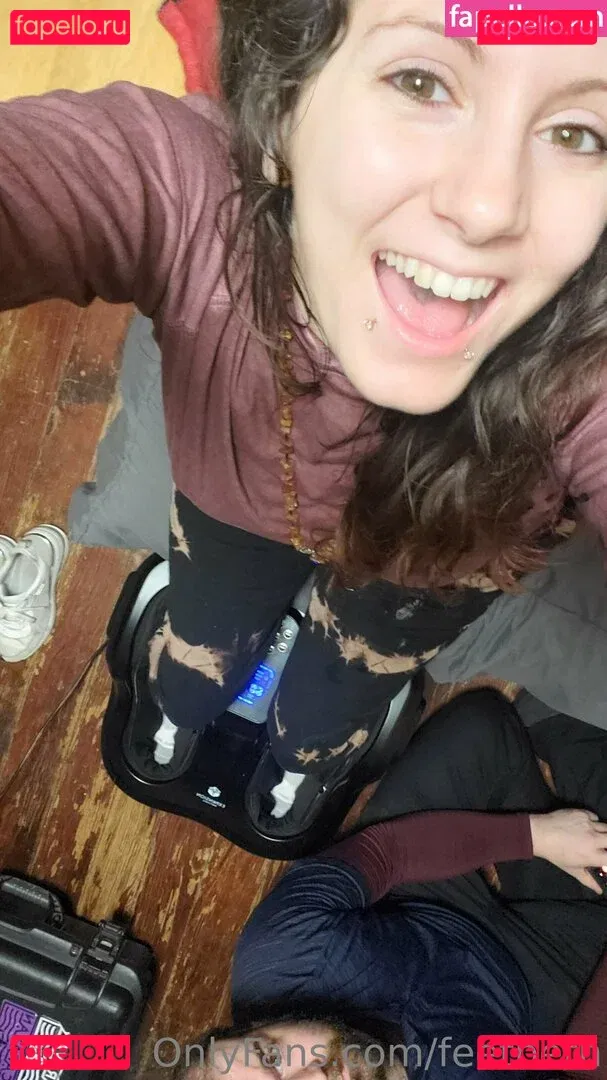 feetbeth Onlyfans Photo Gallery 