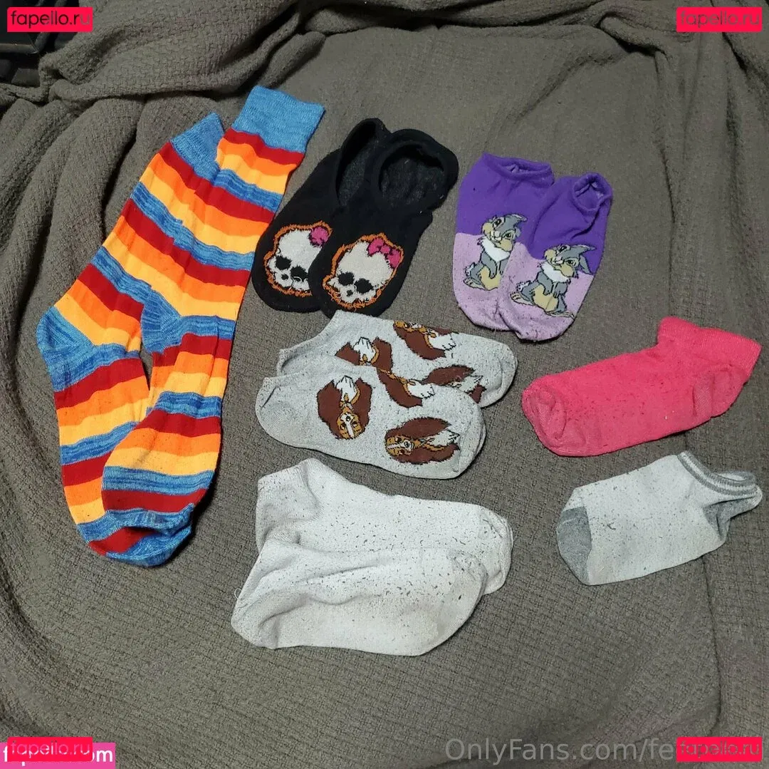 feetbeth Onlyfans Photo Gallery 