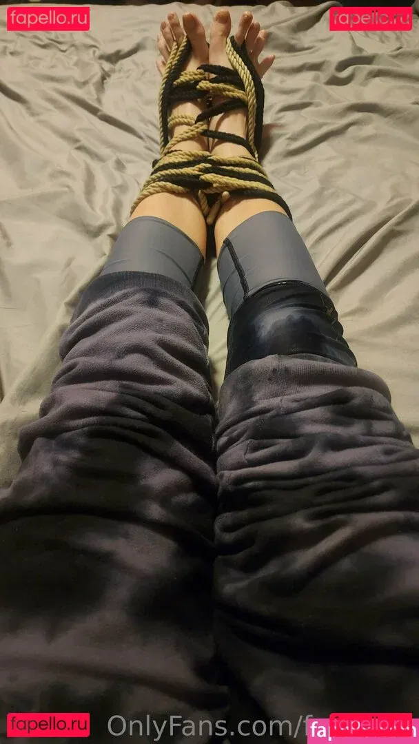 feetbeth Onlyfans Photo Gallery 