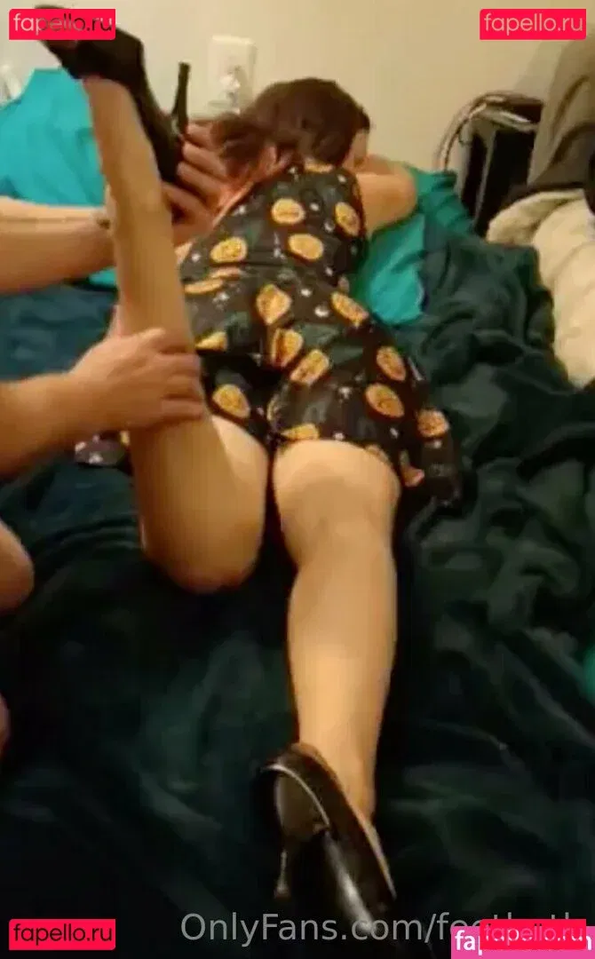 feetbeth Onlyfans Photo Gallery 