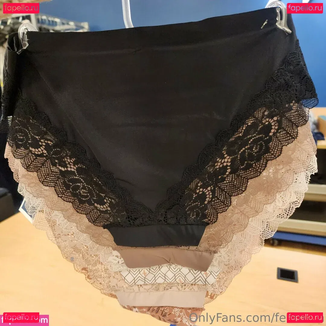 feetbeth Onlyfans Photo Gallery 