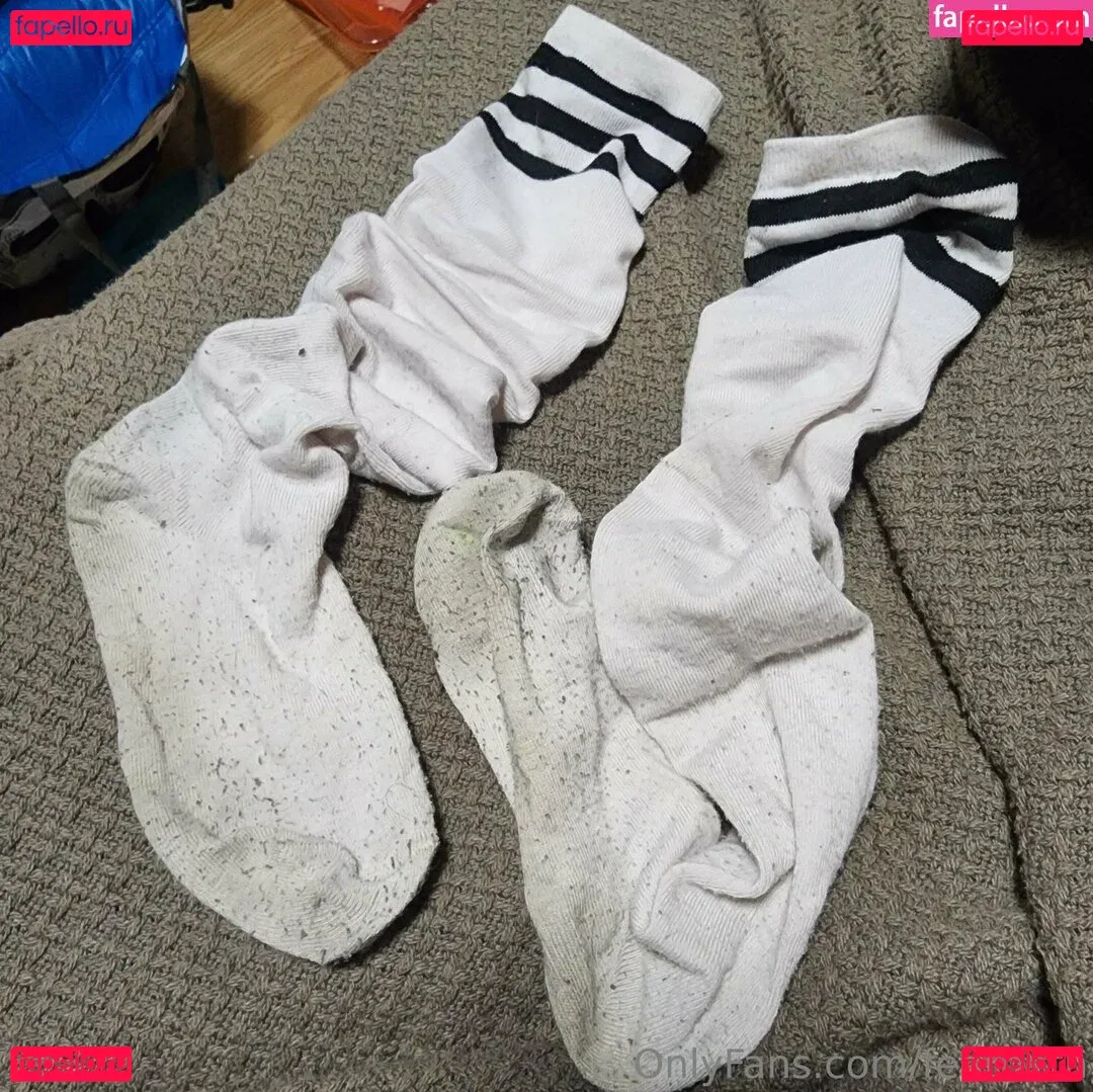 feetbeth Onlyfans Photo Gallery 