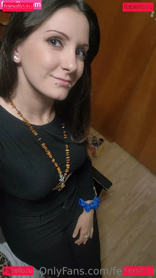 feetbeth Onlyfans Photo Gallery 