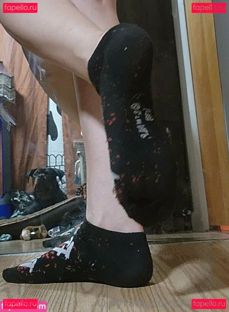 feetbeth Onlyfans Photo Gallery 