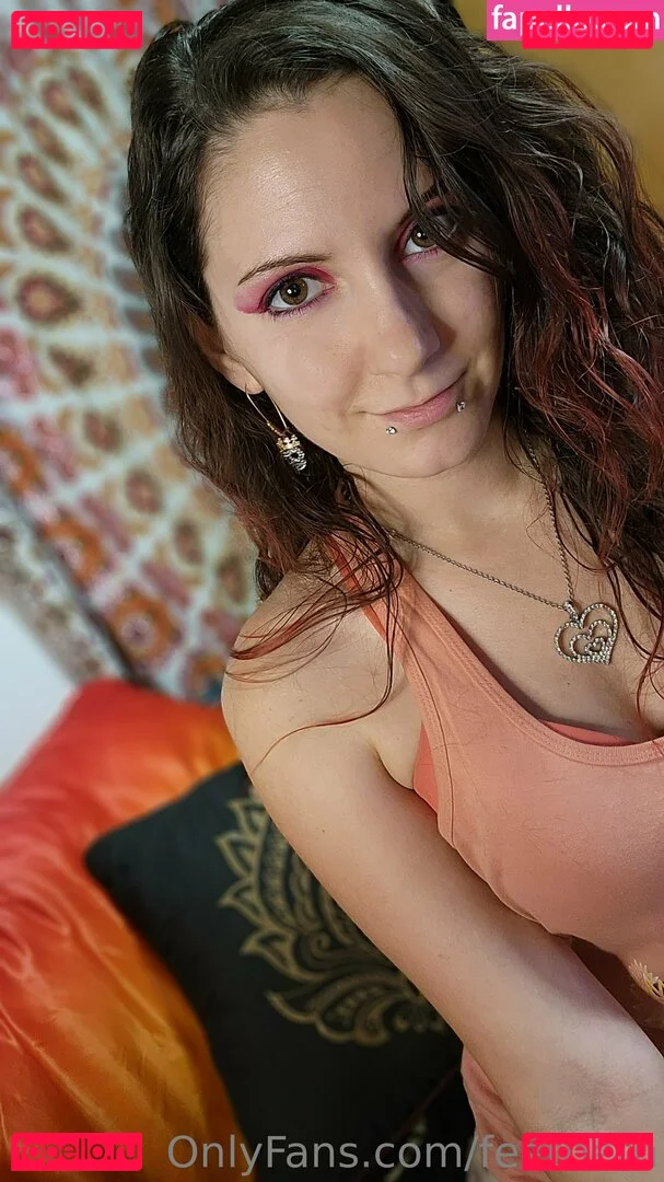 feetbeth Onlyfans Photo Gallery 