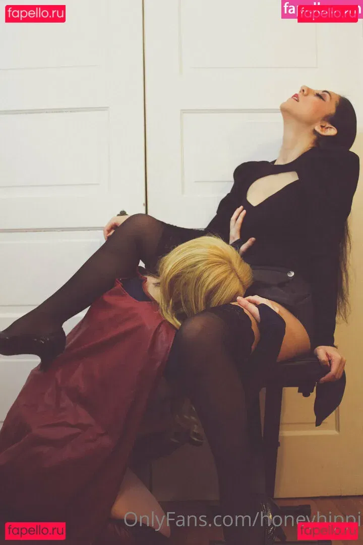 honeyhippi Onlyfans Photo Gallery 