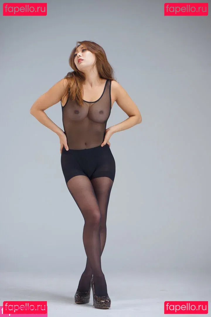 Chulsa Model Onlyfans Photo Gallery 