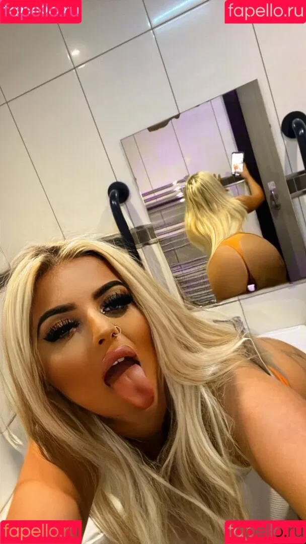 Niamh O’Reilly Onlyfans Photo Gallery 