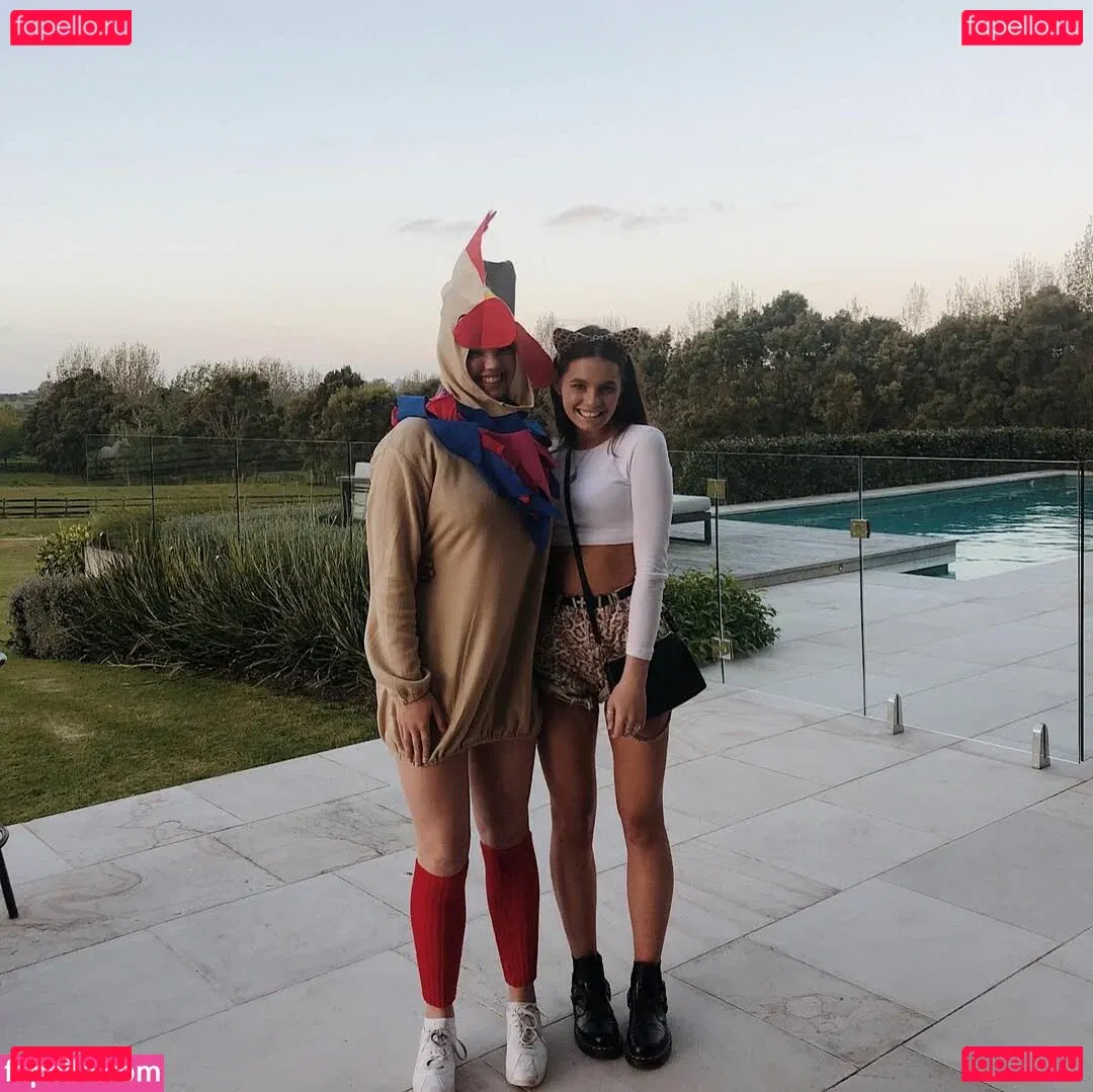 Niamh O’Reilly Onlyfans Photo Gallery 