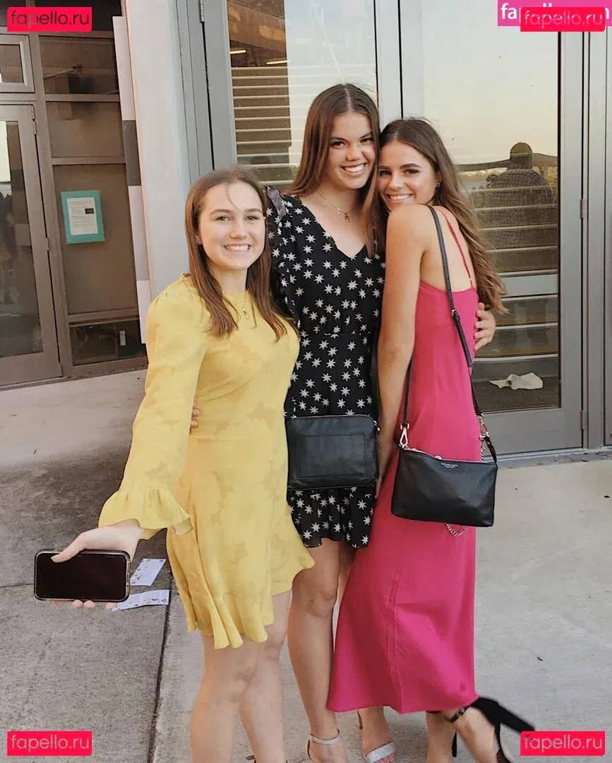 Niamh O’Reilly Onlyfans Photo Gallery 