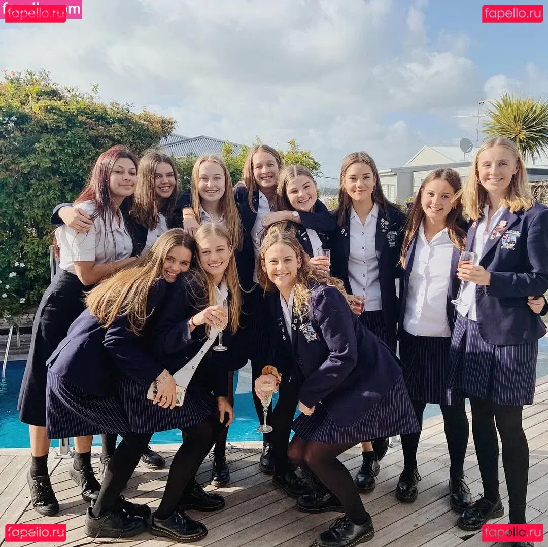 Niamh O’Reilly Onlyfans Photo Gallery 