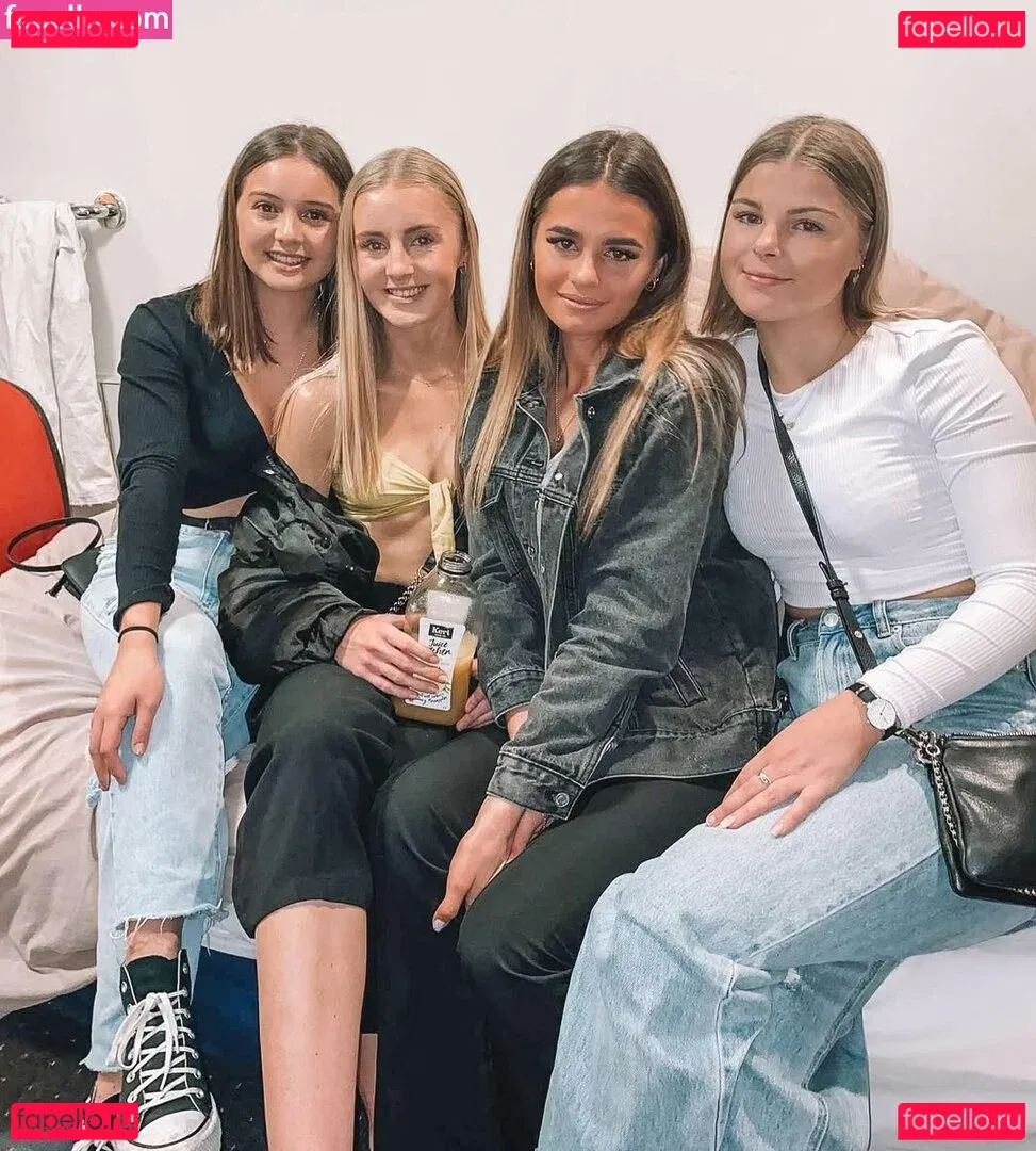 Niamh O’Reilly Onlyfans Photo Gallery 