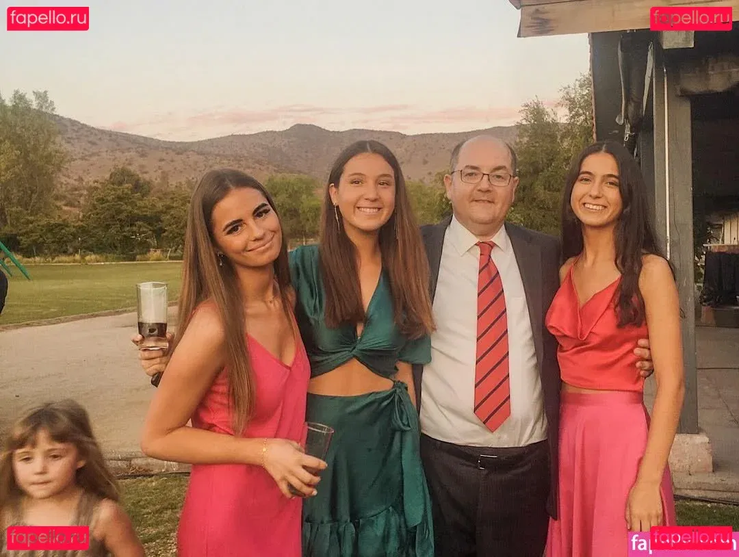 Niamh O’Reilly Onlyfans Photo Gallery 