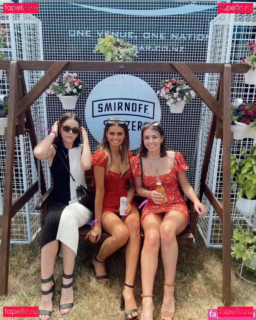 Niamh O’Reilly Onlyfans Photo Gallery 