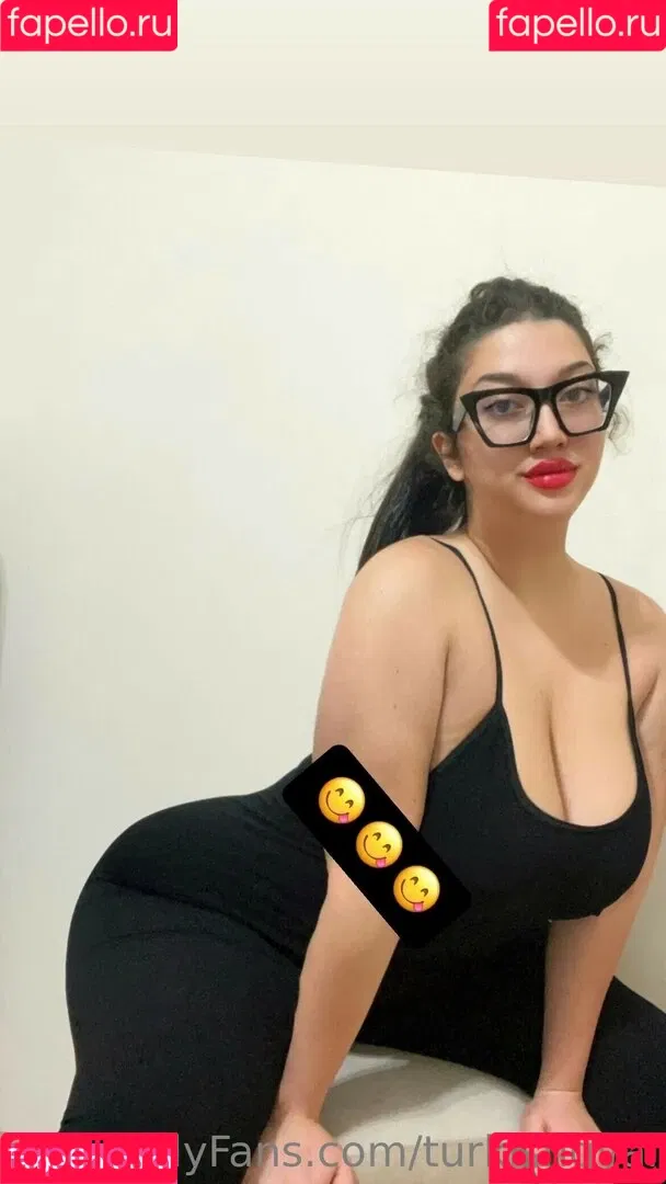 Turkishgyal Onlyfans Photo Gallery 