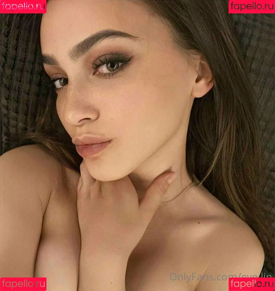 eve.lin Onlyfans Photo Gallery 