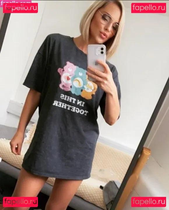 Stephanie De La O Onlyfans Photo Gallery 