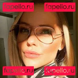 Stephanie De La O Onlyfans Photo Gallery 