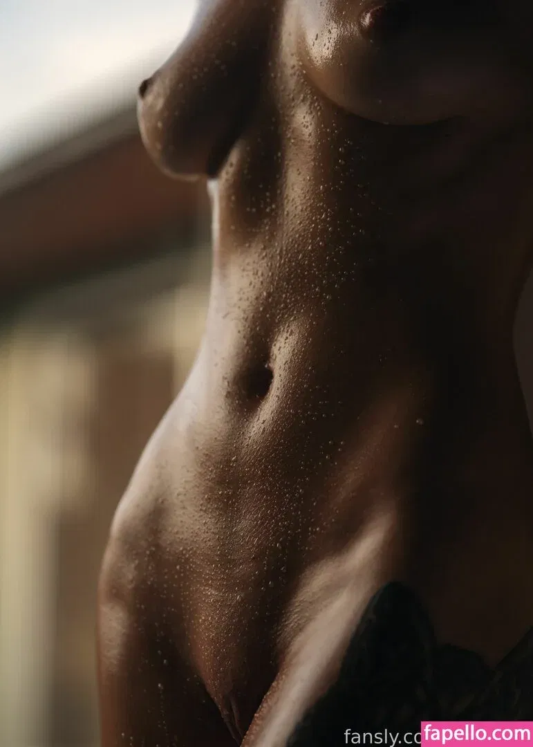 Ariel Next Door Onlyfans Photo Gallery 