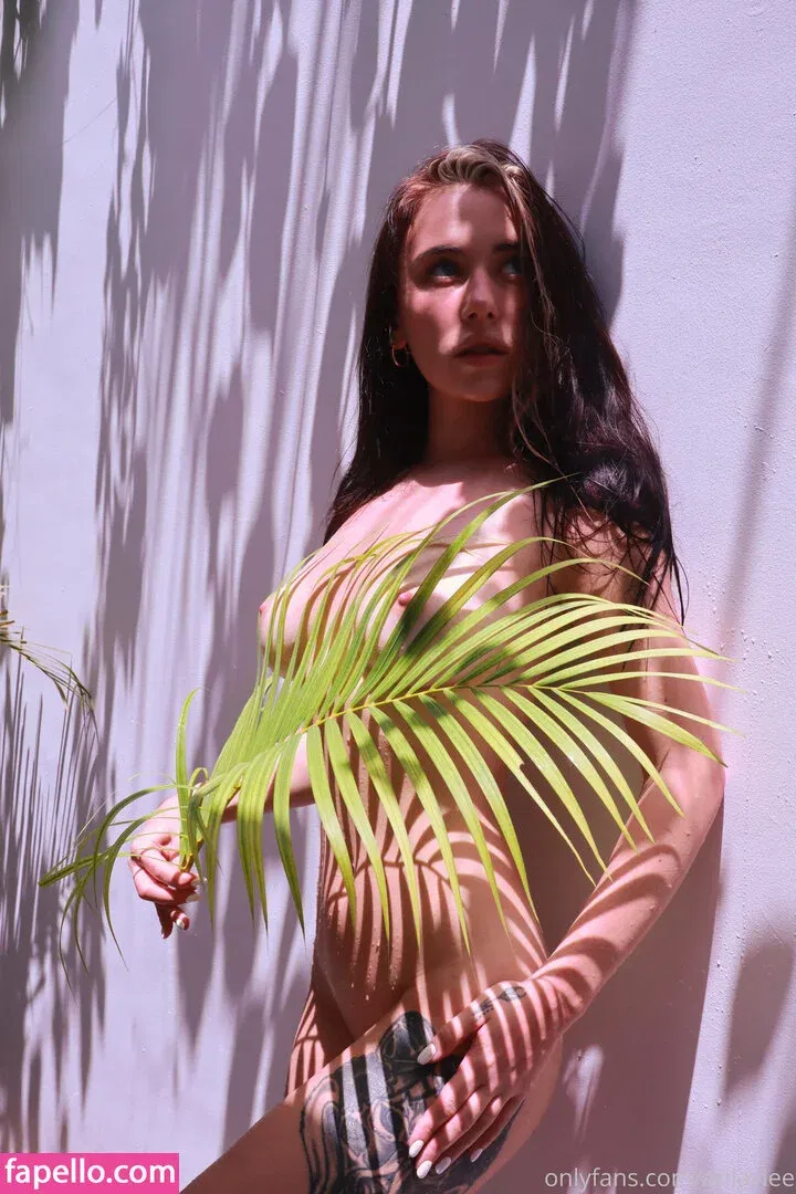 Ariel Next Door Onlyfans Photo Gallery 