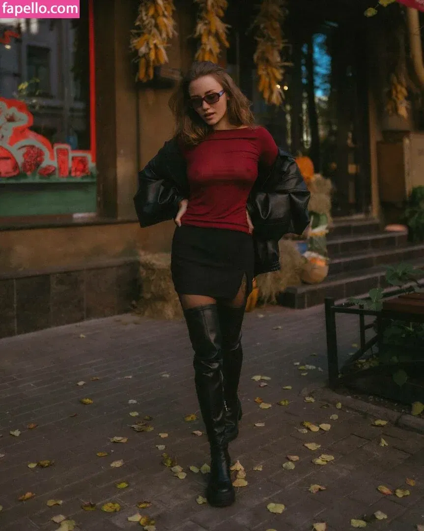 Ariel Next Door Onlyfans Photo Gallery 