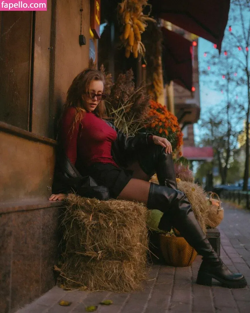 Ariel Next Door Onlyfans Photo Gallery 