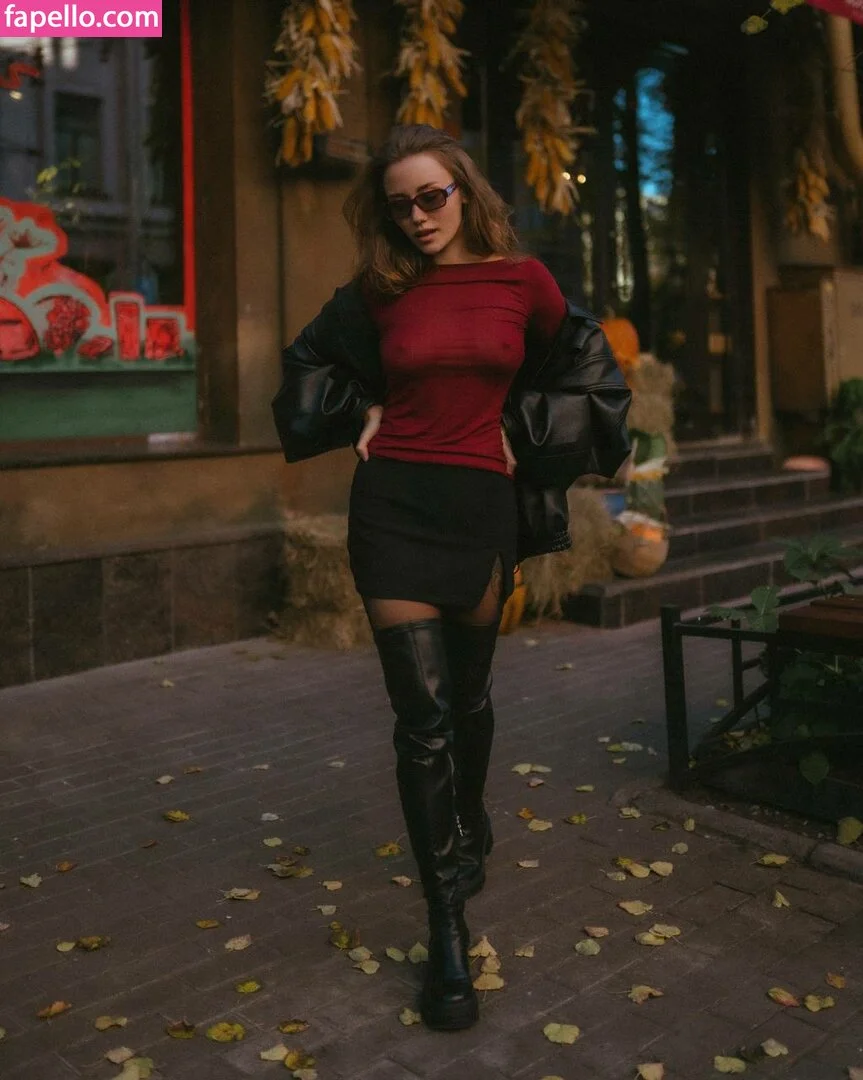 Ariel Next Door Onlyfans Photo Gallery 