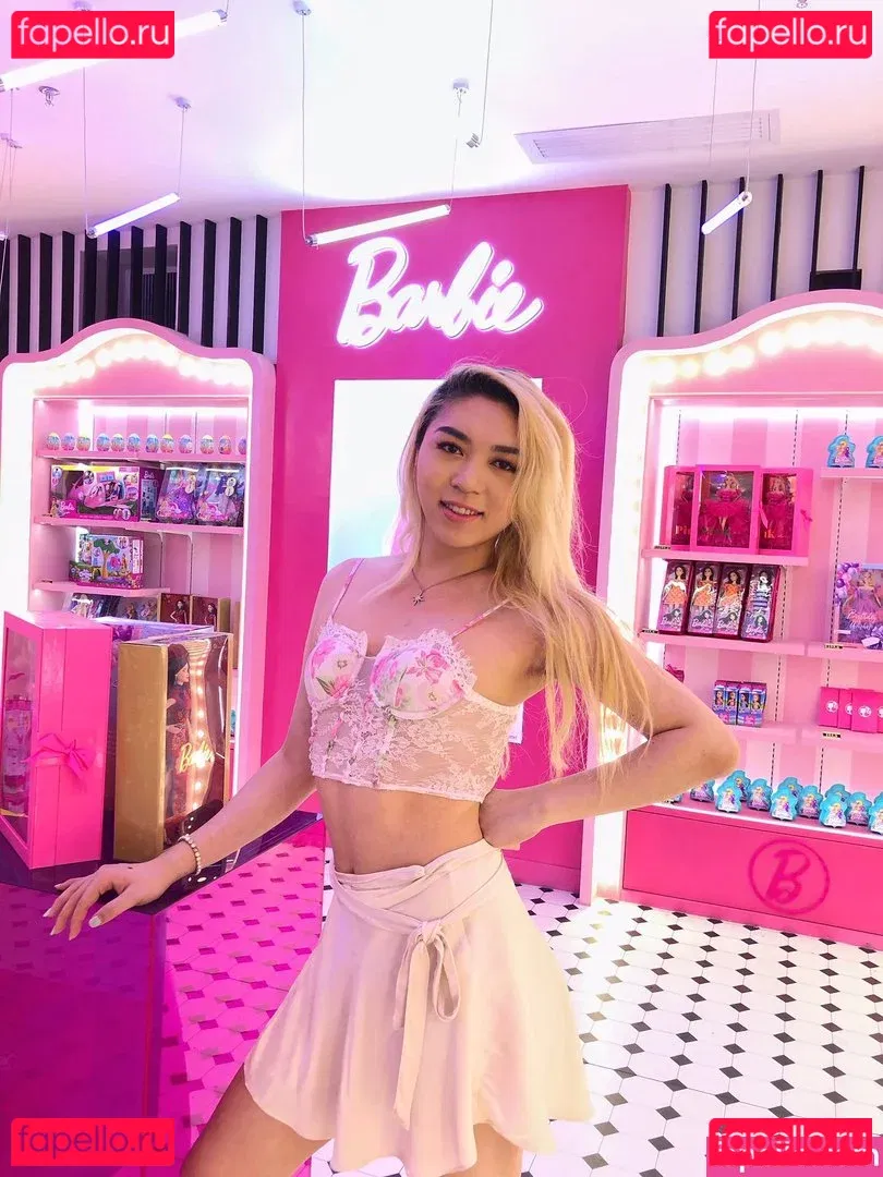 Sisdon Onlyfans Photo Gallery 