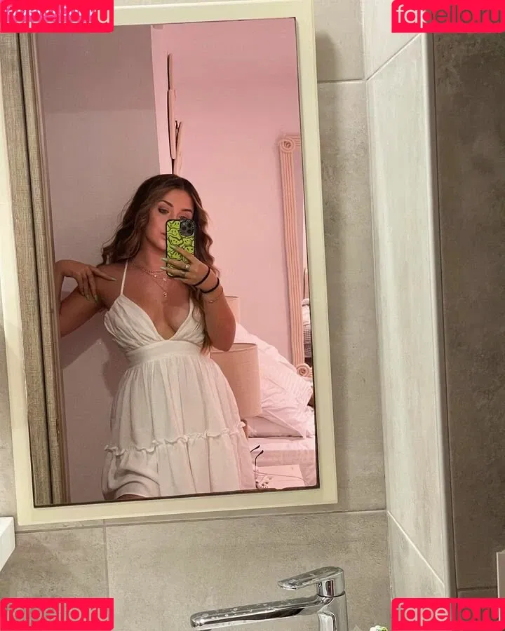 BambinoBecky Onlyfans Photo Gallery 