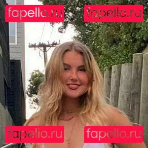 chlobailley Onlyfans Photo Gallery 