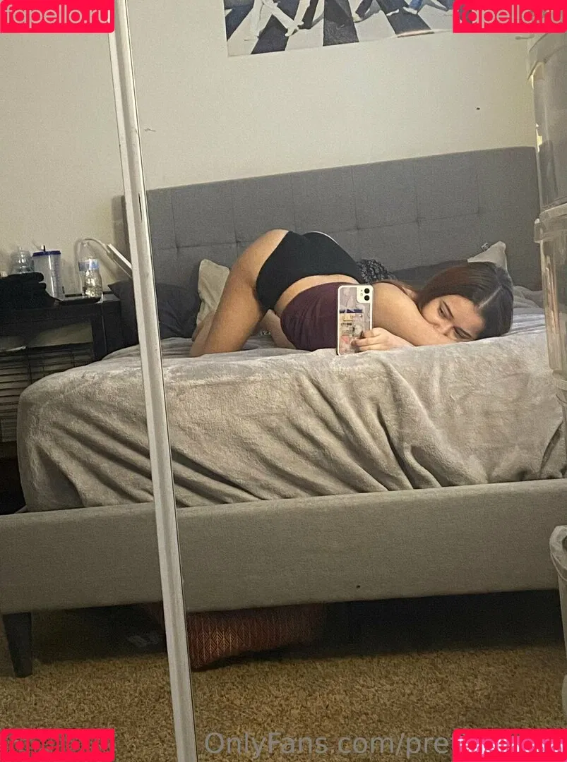 tinyrissy Onlyfans Photo Gallery 