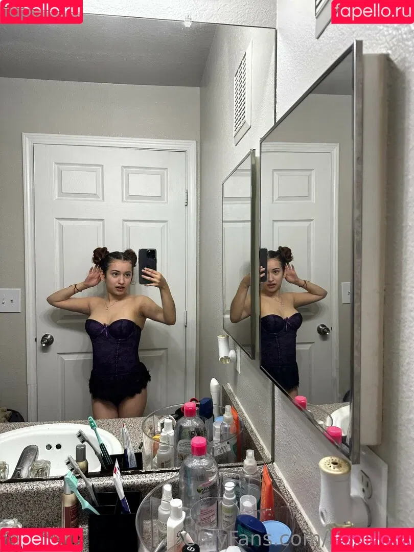 tinyrissy Onlyfans Photo Gallery 