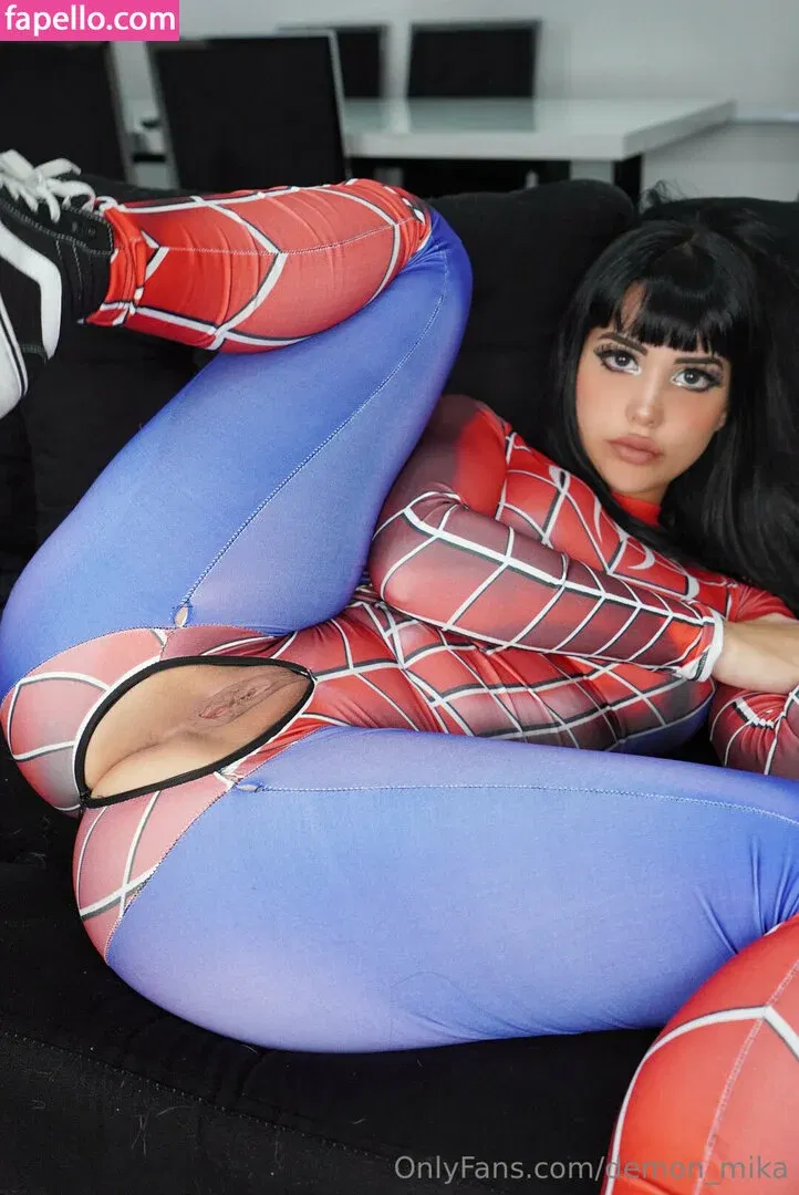 DemonMika Onlyfans Photo Gallery 