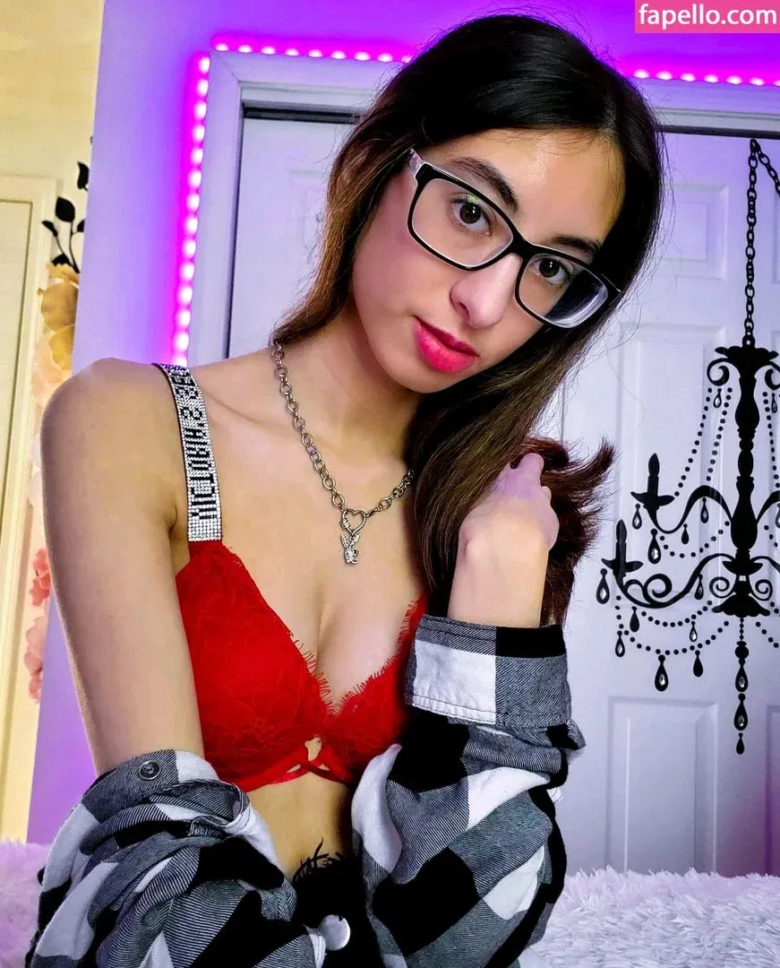 Lexiful Onlyfans Photo Gallery 