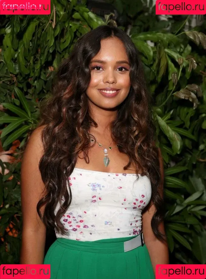 Alisha Boe Onlyfans Photo Gallery 
