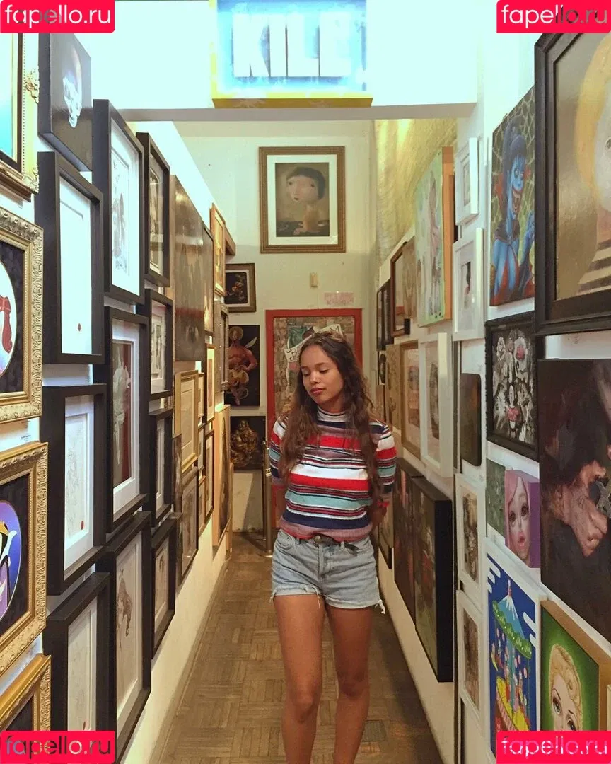 Alisha Boe Onlyfans Photo Gallery 